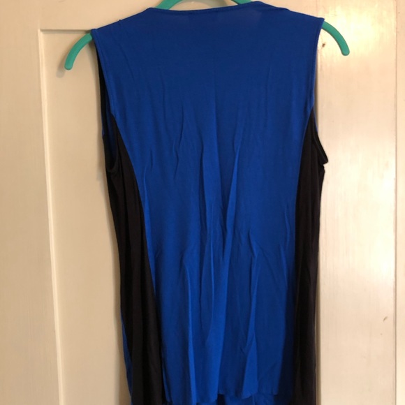 Vince Camuto blue and black knotted tank - Picture 6 of 6